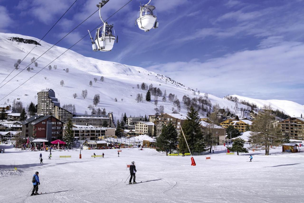 Hotel Les 2 Alpes L'Oree Des Pistes Les Deux Alpes Bagian luar foto