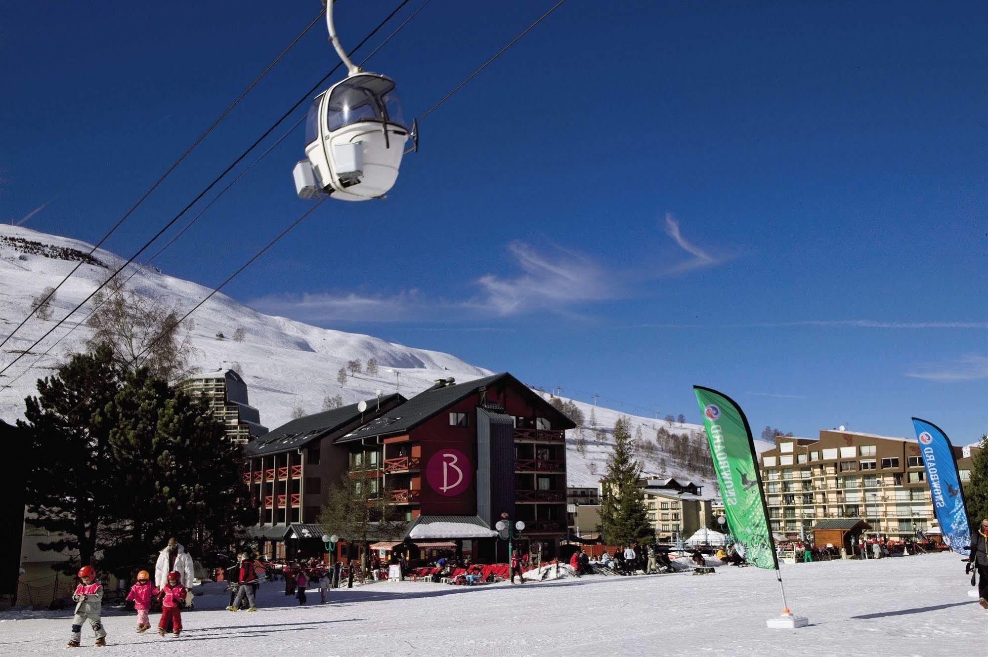 Hotel Les 2 Alpes L'Oree Des Pistes Les Deux Alpes Bagian luar foto