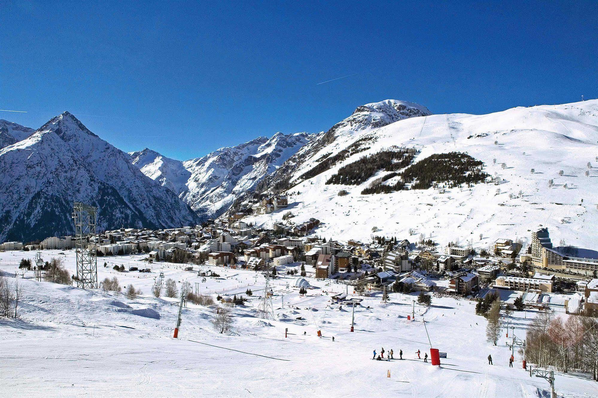 Hotel Les 2 Alpes L'Oree Des Pistes Les Deux Alpes Bagian luar foto